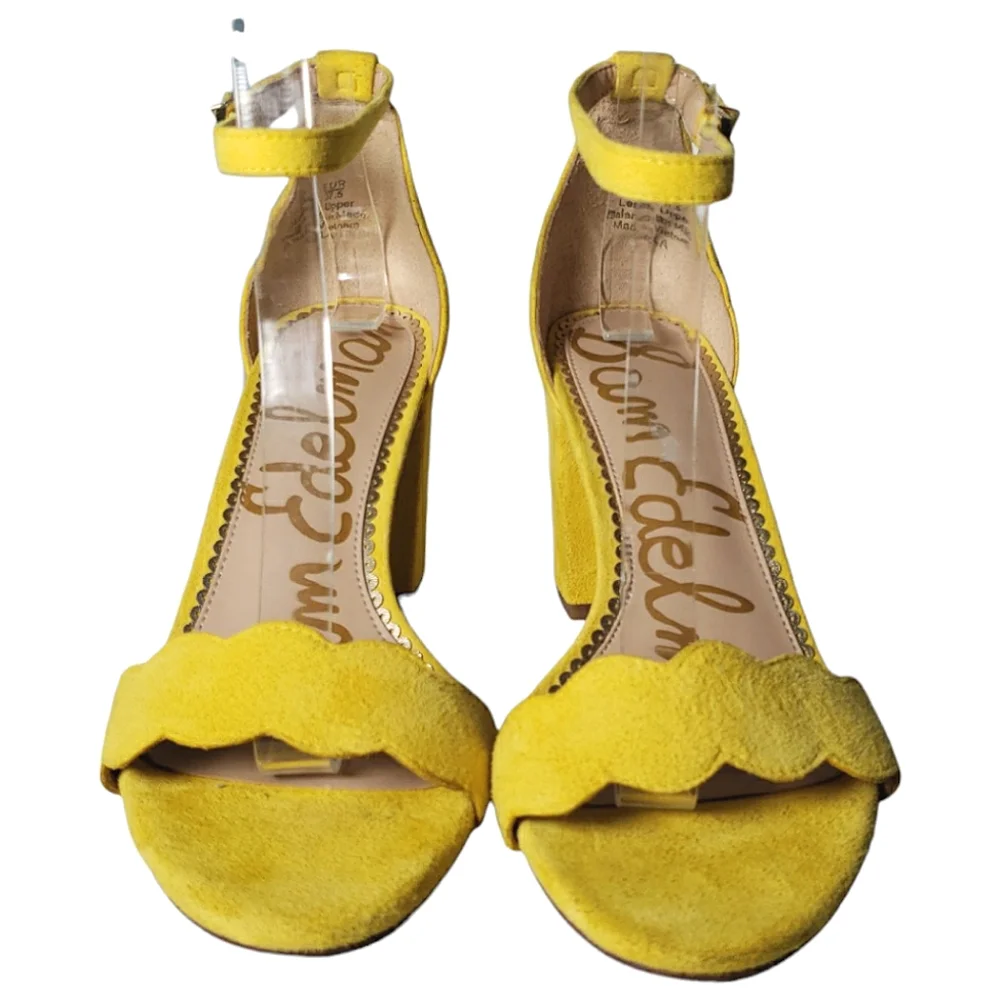 Sam Edelman Odila Sandal Suede Scallops Butter Yellow Ankle Strap Block Heel 7.5